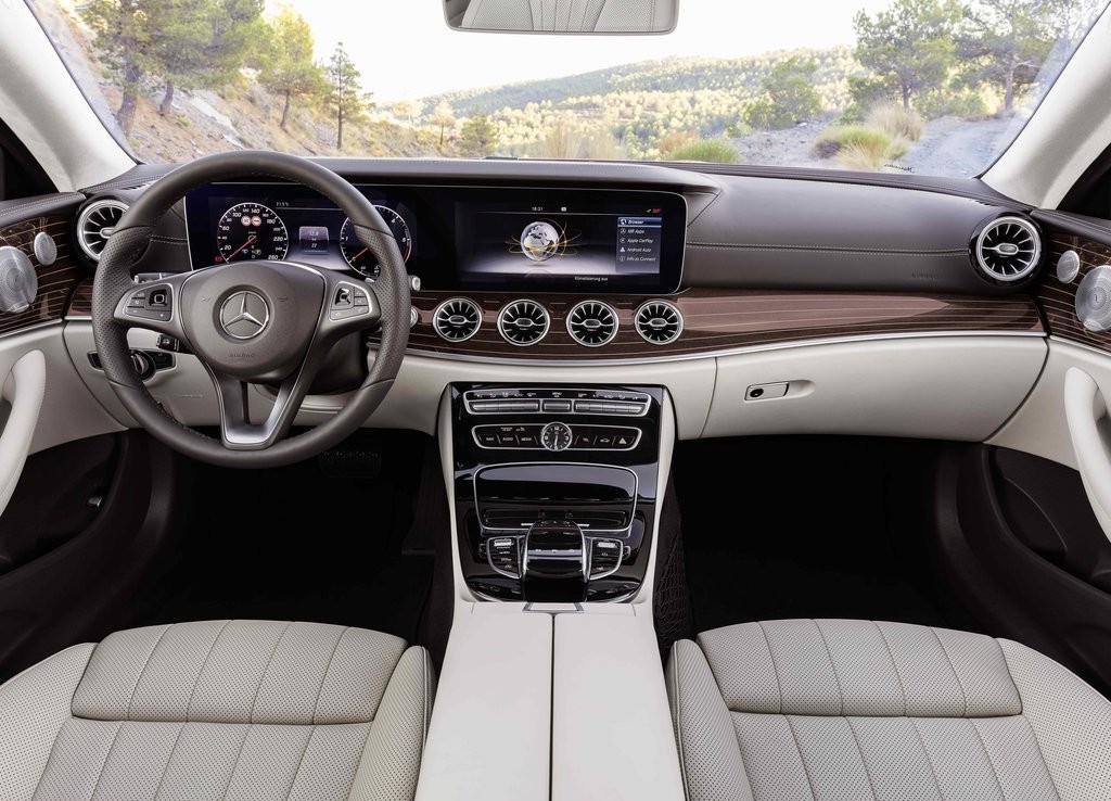MERCEDES-BENZ E 300 COUPE CHEGA AO BRASIL EM OUTUBRO POR R$ 390.900, foto 22