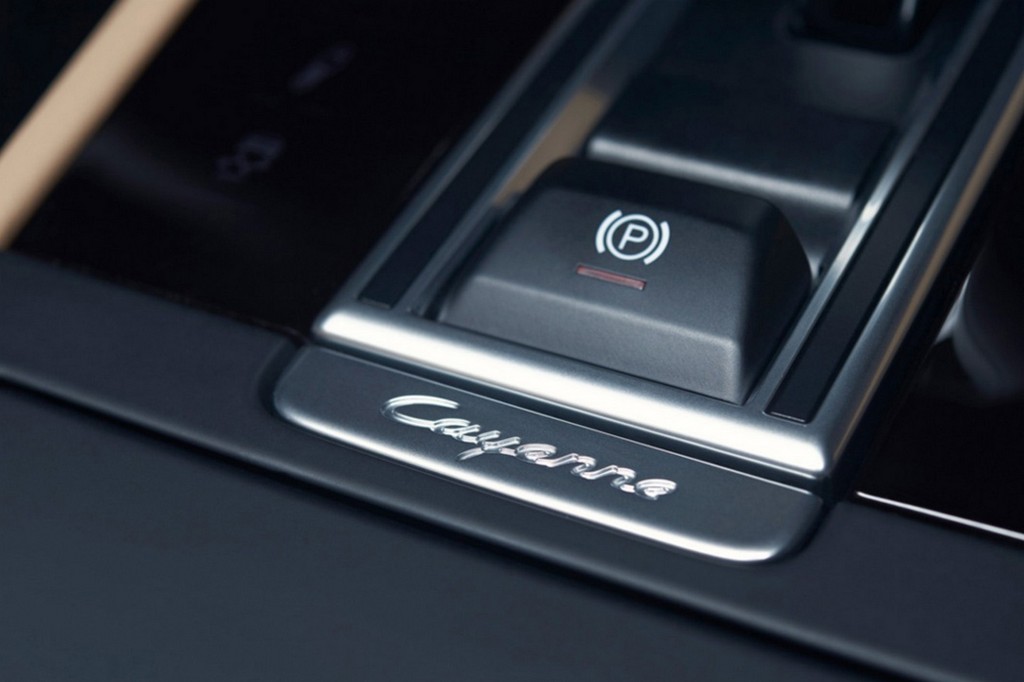 VAZAM IMAGENS OFICIAIS DO NOVO PORSCHE CAYENNE QUE SERÁ REVELADO AMANHÃ, foto 9