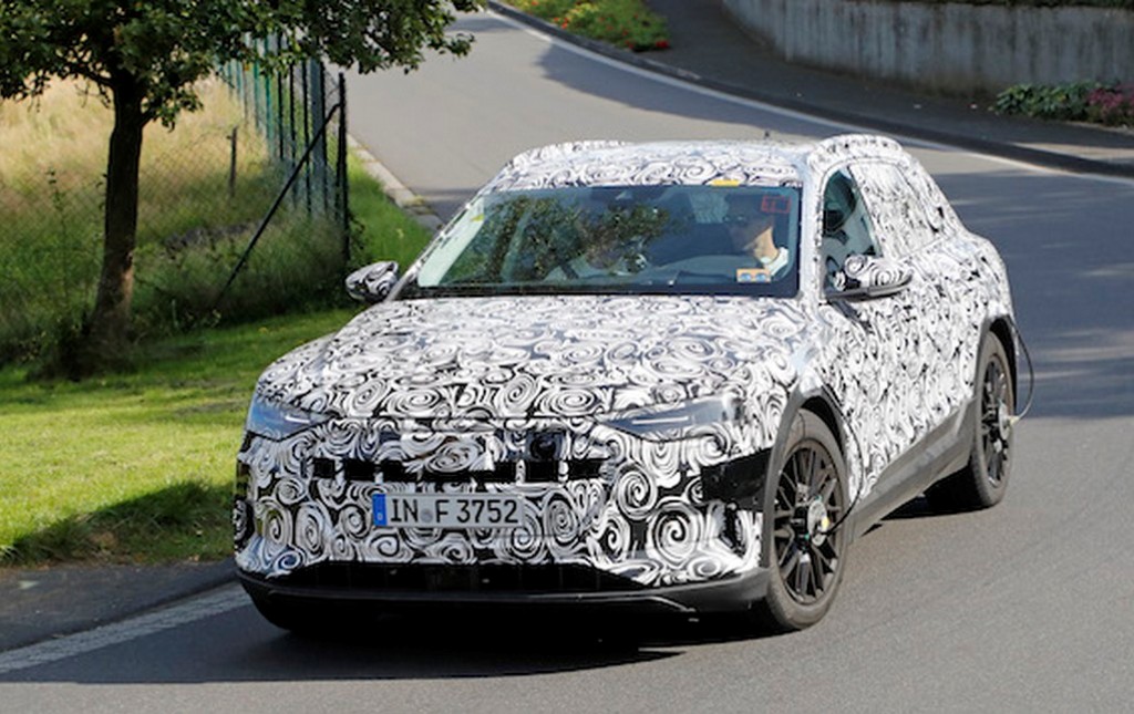 AUDI E-TRON QUATTRO RODA EM TESTES NO CIRCUITO DE NÜRBURGRING, foto 11