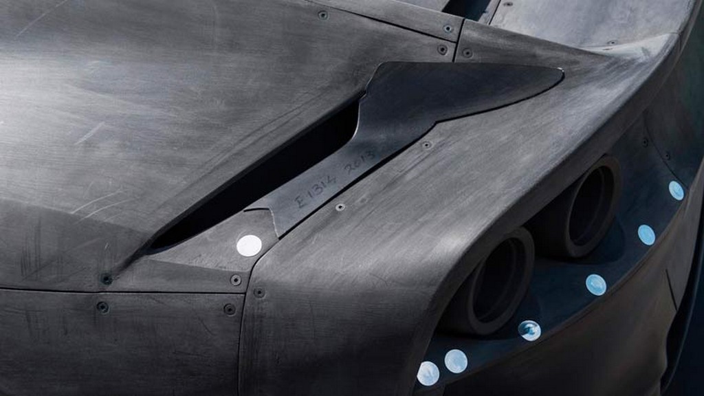 MAQUETE EM ESCALA DO FERRARI F812 SUPERFAST UTILIZADA NO TÚNEL DE VENTO SERÁ LEILOADA, foto 3