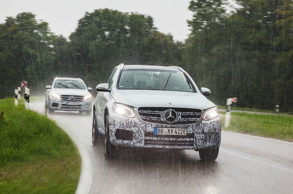 MERCEDES-BENZ CONFIRMA UM GLC MOVIDO A HIDROGÊNIO PARA 2018, foto 2