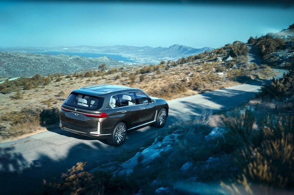 BMW X7 iPERFORMANCE CONCEPT SERÁ MOSTRADO EM FRANKFURT, foto 10