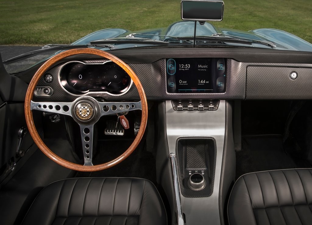 JAGUAR E-TYPE ZERO CONCEPT: LEVE, RÁPIDO E ELÉTRICO, foto 7