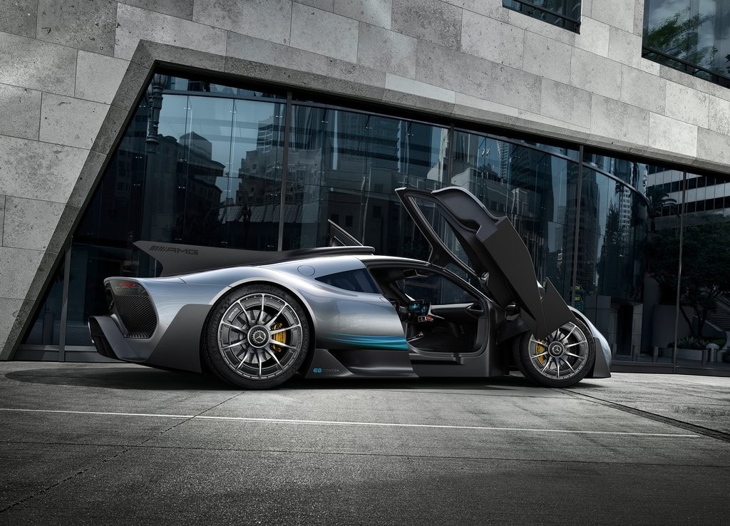 MERCEDES-AMG PROJECT ONE REVELADO EM FRANKFURT, foto 4