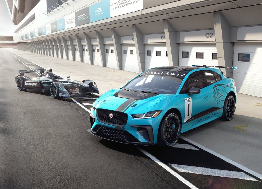 JAGUAR I-PACE eTROPHY TAMBÉM É DESTAQUE DA JAGUAR LAND ROVER NO SALÃO DE FRANKFURT, foto 1