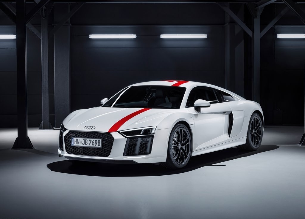 AUDI R8 V10 RWS CHEGA A FRANKFURT: DINÂMICA PURA DE DIREÇÃO, foto 4