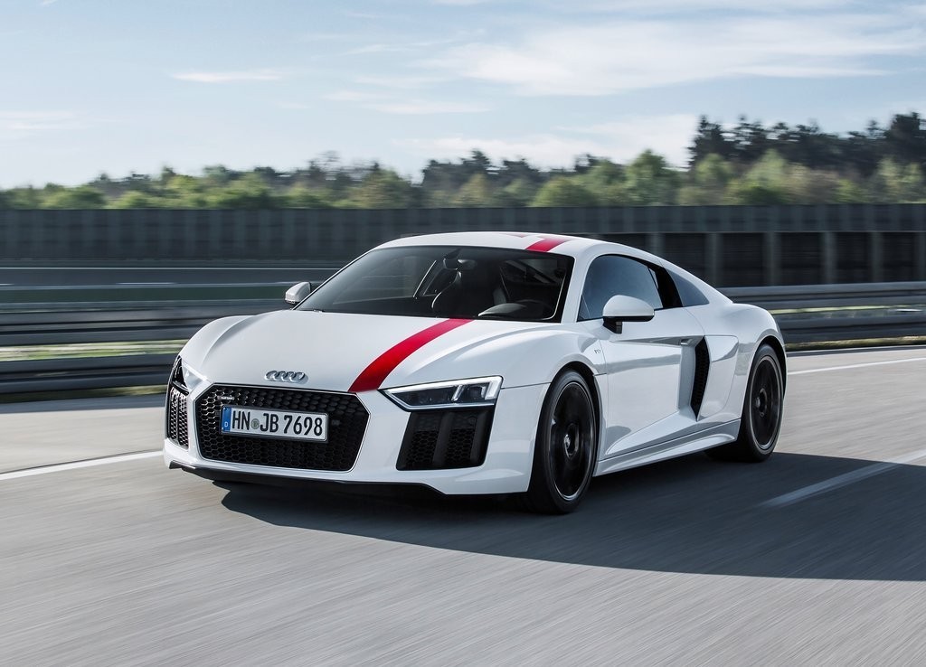 AUDI R8 V10 RWS CHEGA A FRANKFURT: DINÂMICA PURA DE DIREÇÃO, foto 6