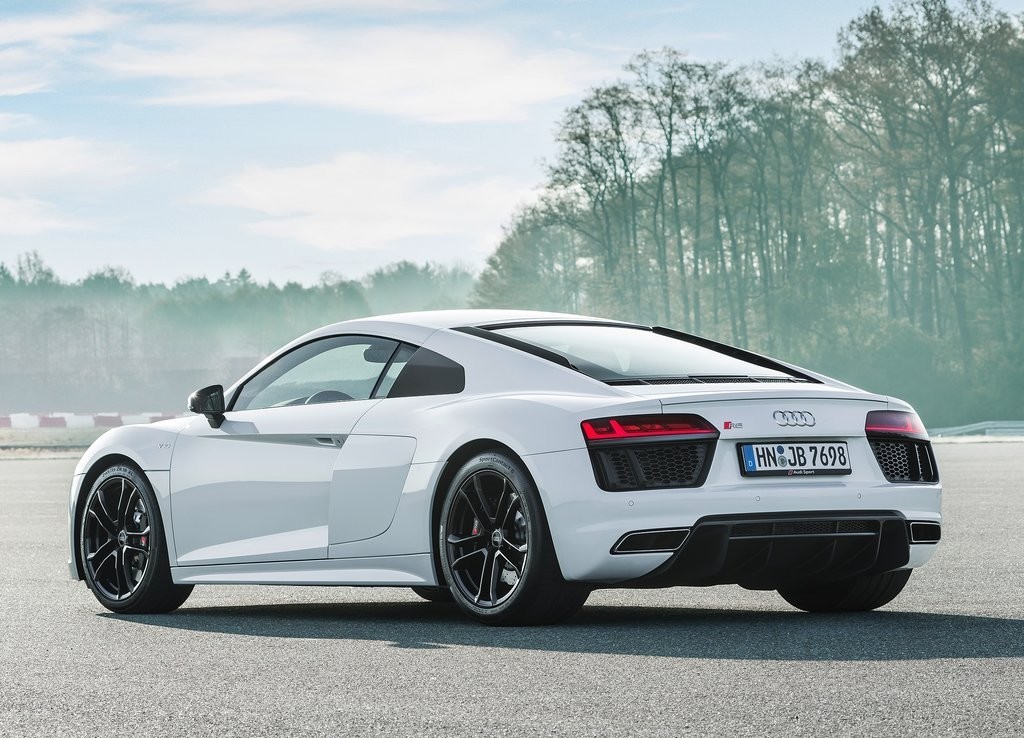 AUDI R8 V10 RWS CHEGA A FRANKFURT: DINÂMICA PURA DE DIREÇÃO, foto 18