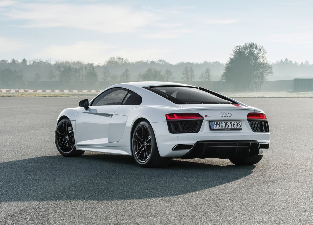 AUDI R8 V10 RWS CHEGA A FRANKFURT: DINÂMICA PURA DE DIREÇÃO, foto 19