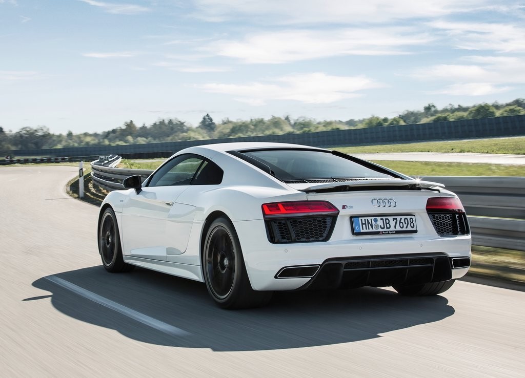 AUDI R8 V10 RWS CHEGA A FRANKFURT: DINÂMICA PURA DE DIREÇÃO, foto 21