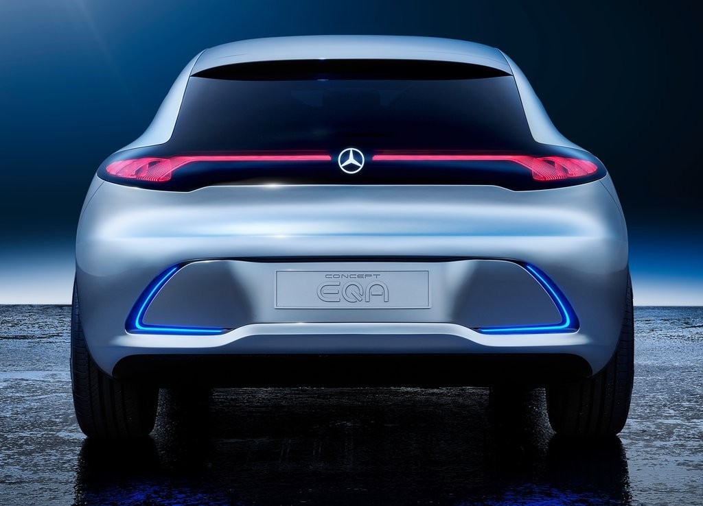 MERCEDES-BENZ EQA CONCEPT MOSTRADO EM FRANKFURT COM 272 CV, foto 14