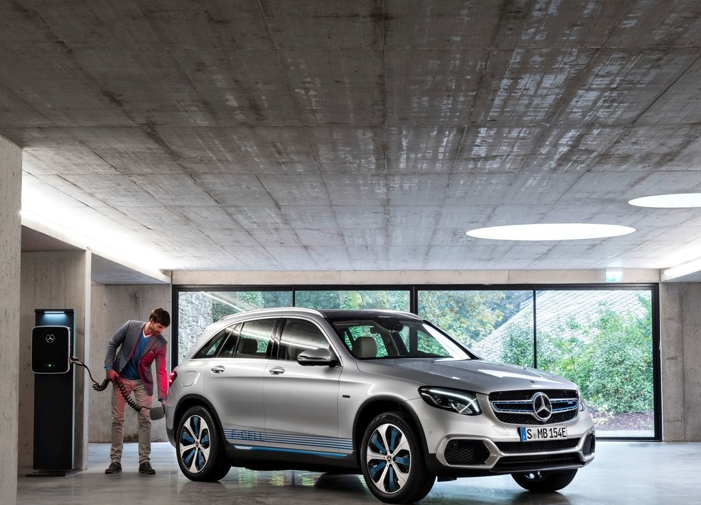MERCEDES-BENZ GLC F-CELL MOSTRA EM FRANKFURT A VERSÃO DA MARCA PARA A MOBILIDADE POR HIDROGÊNIO, foto 2