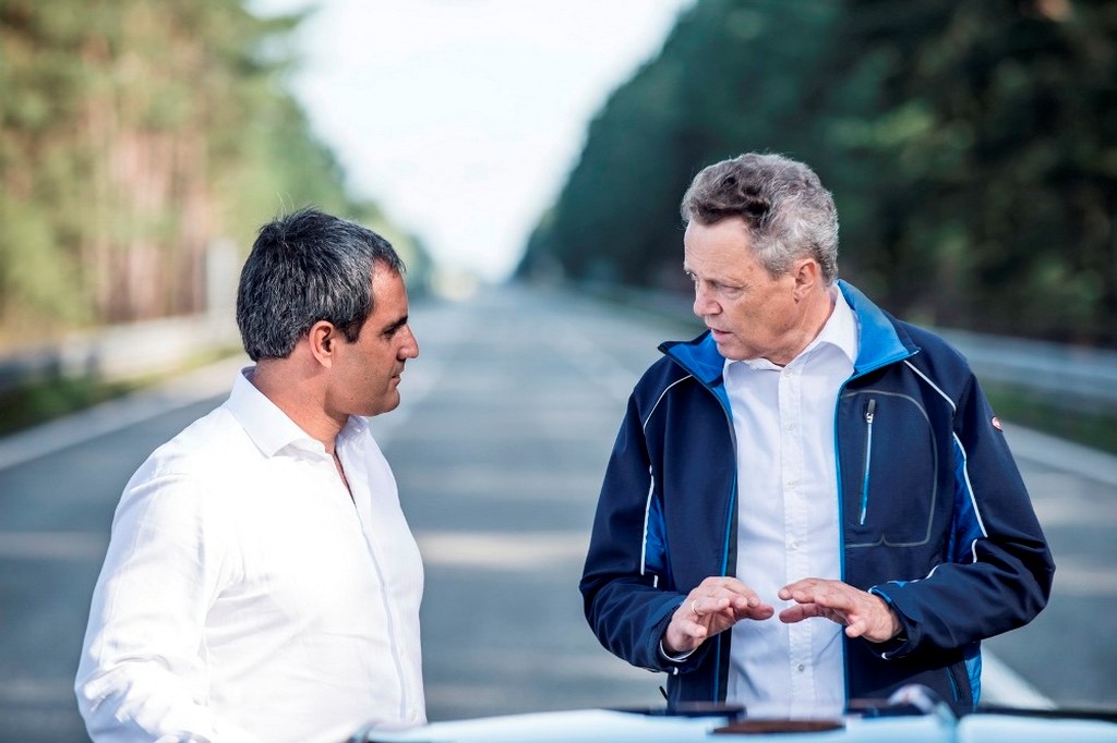 BUGATTI E JUAN PABLO MONTOYA ESTABELECEM UM NOVO RECORDE COM O CHIRON, foto 4