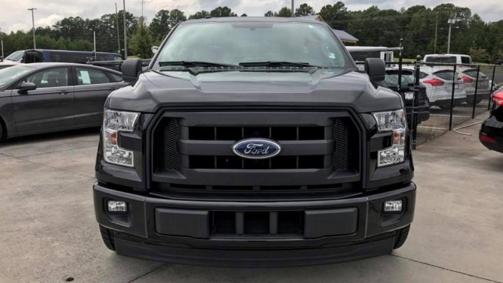CONCESSIONÁRIO AMERICANO OFERECE FORD F-150 QUE A FÁBRICA NÃO TEM MAIS EM LINHA, foto 3