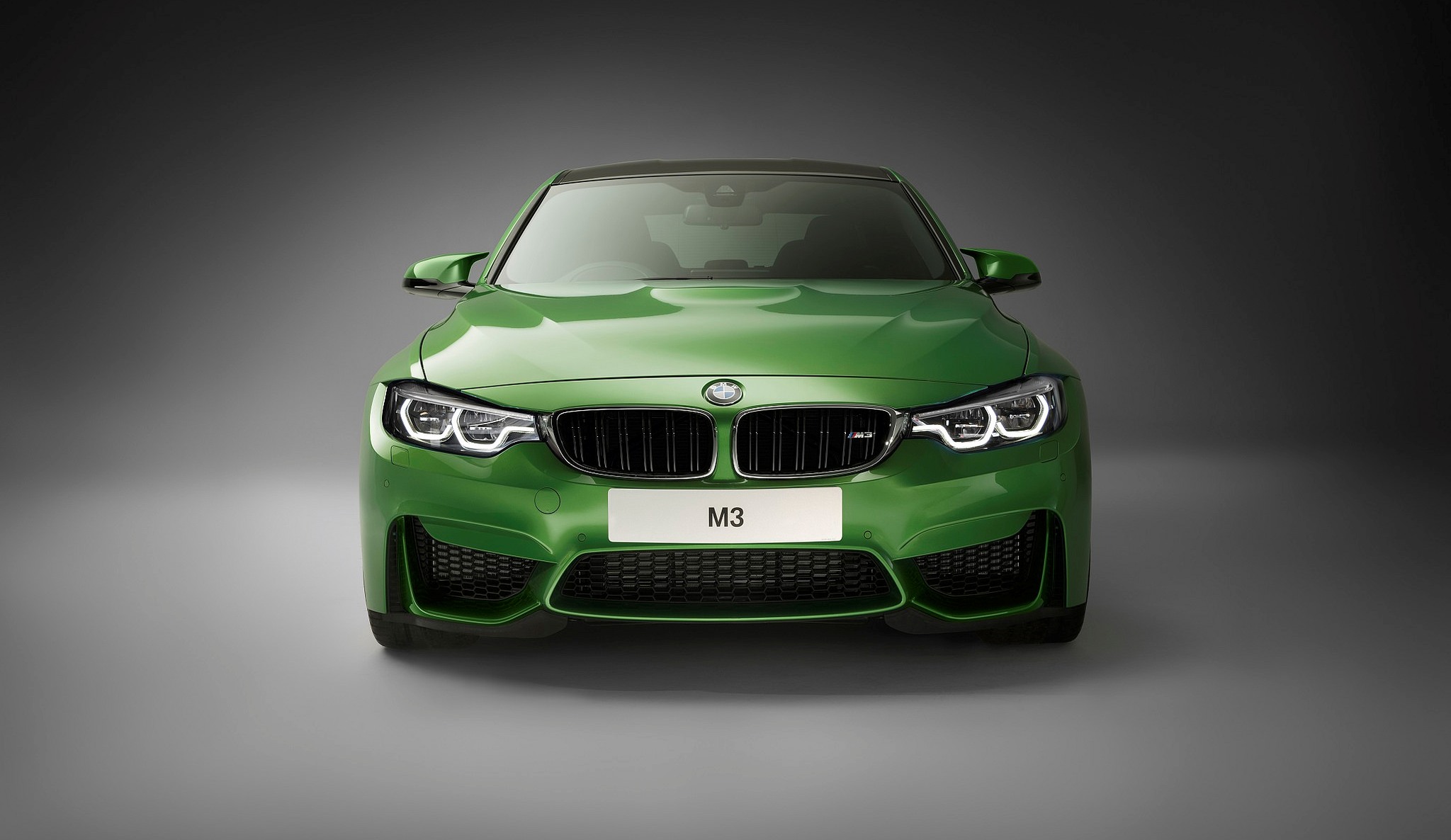 BMW APRESENTA LINHA INDIVIDUAL DE CORES EXTERNAS EXCLUSIVAS PARA O M3 SEDAN, foto 3