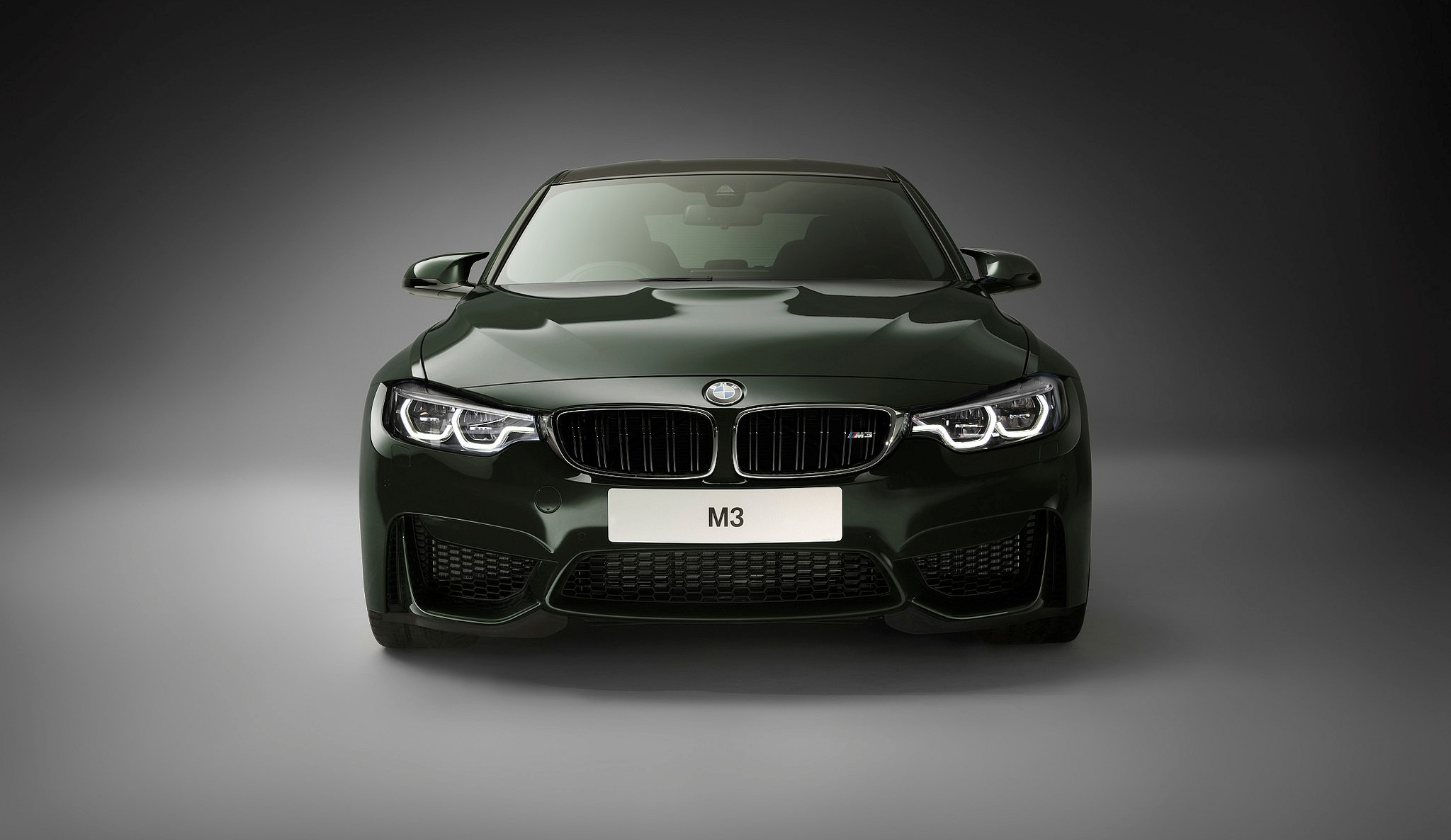 BMW APRESENTA LINHA INDIVIDUAL DE CORES EXTERNAS EXCLUSIVAS PARA O M3 SEDAN, foto 10