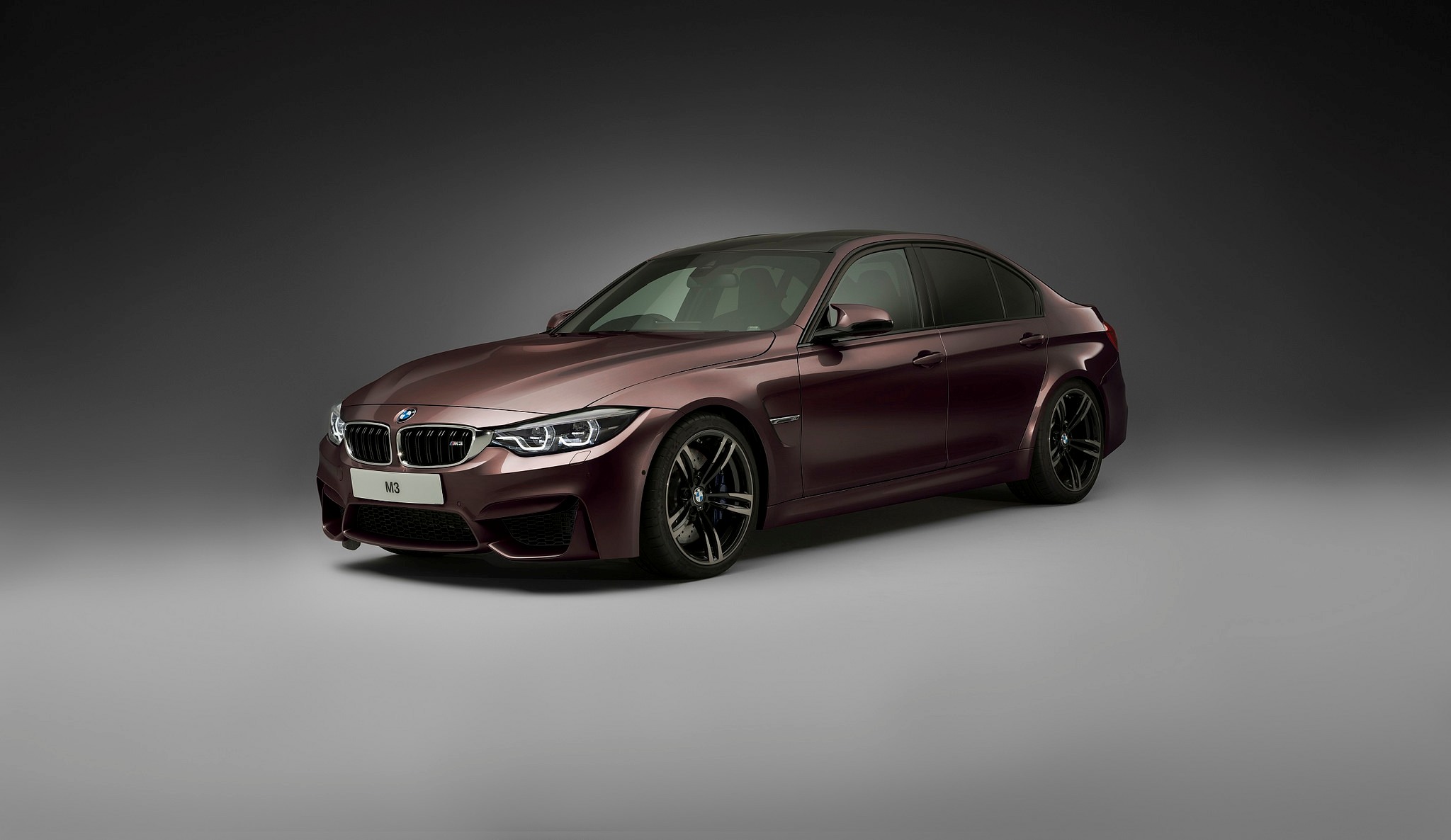 BMW APRESENTA LINHA INDIVIDUAL DE CORES EXTERNAS EXCLUSIVAS PARA O M3 SEDAN, foto 17