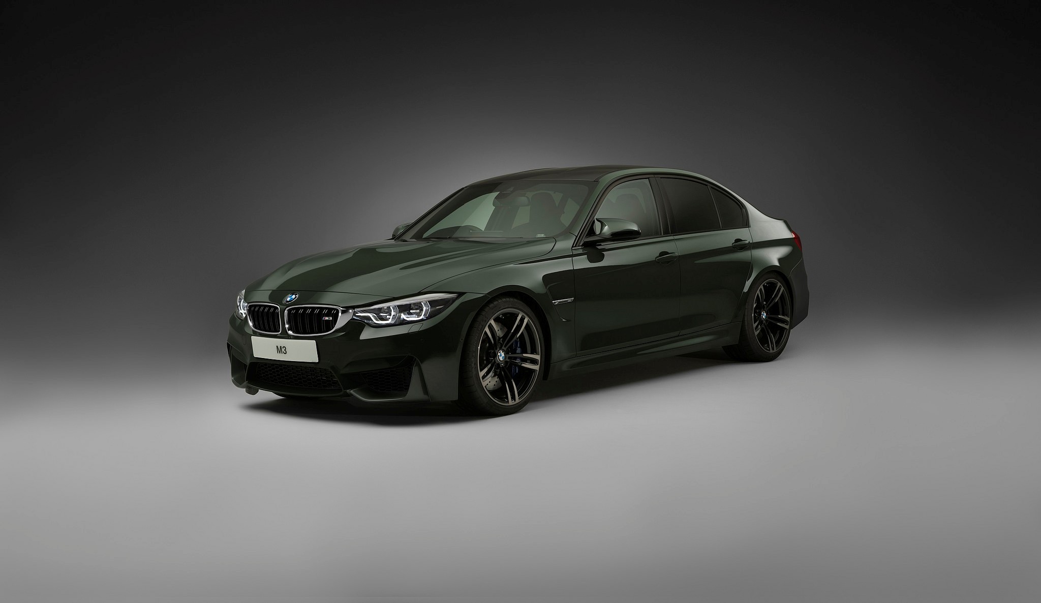 BMW APRESENTA LINHA INDIVIDUAL DE CORES EXTERNAS EXCLUSIVAS PARA O M3 SEDAN, foto 19