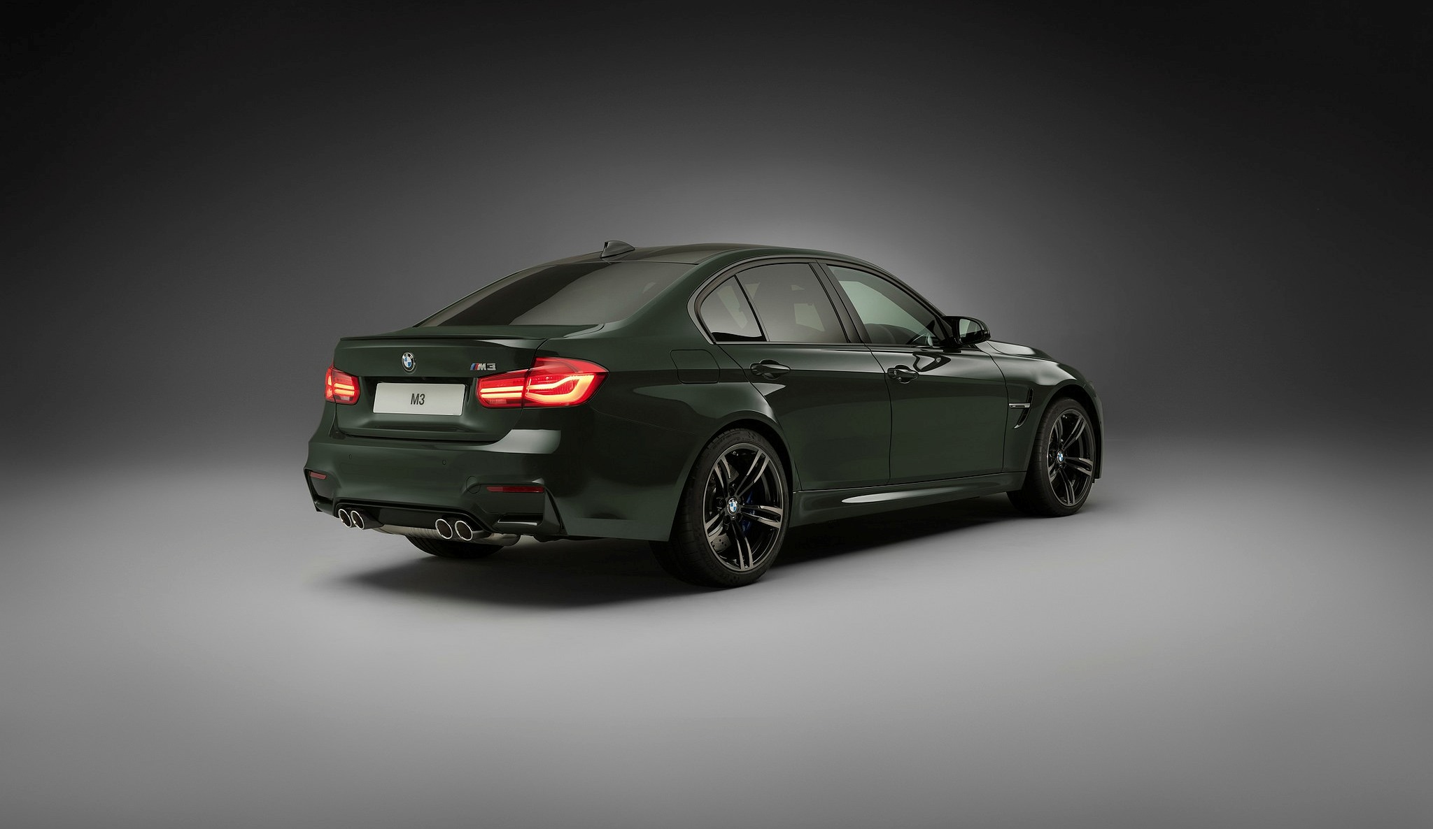 BMW APRESENTA LINHA INDIVIDUAL DE CORES EXTERNAS EXCLUSIVAS PARA O M3 SEDAN, foto 24