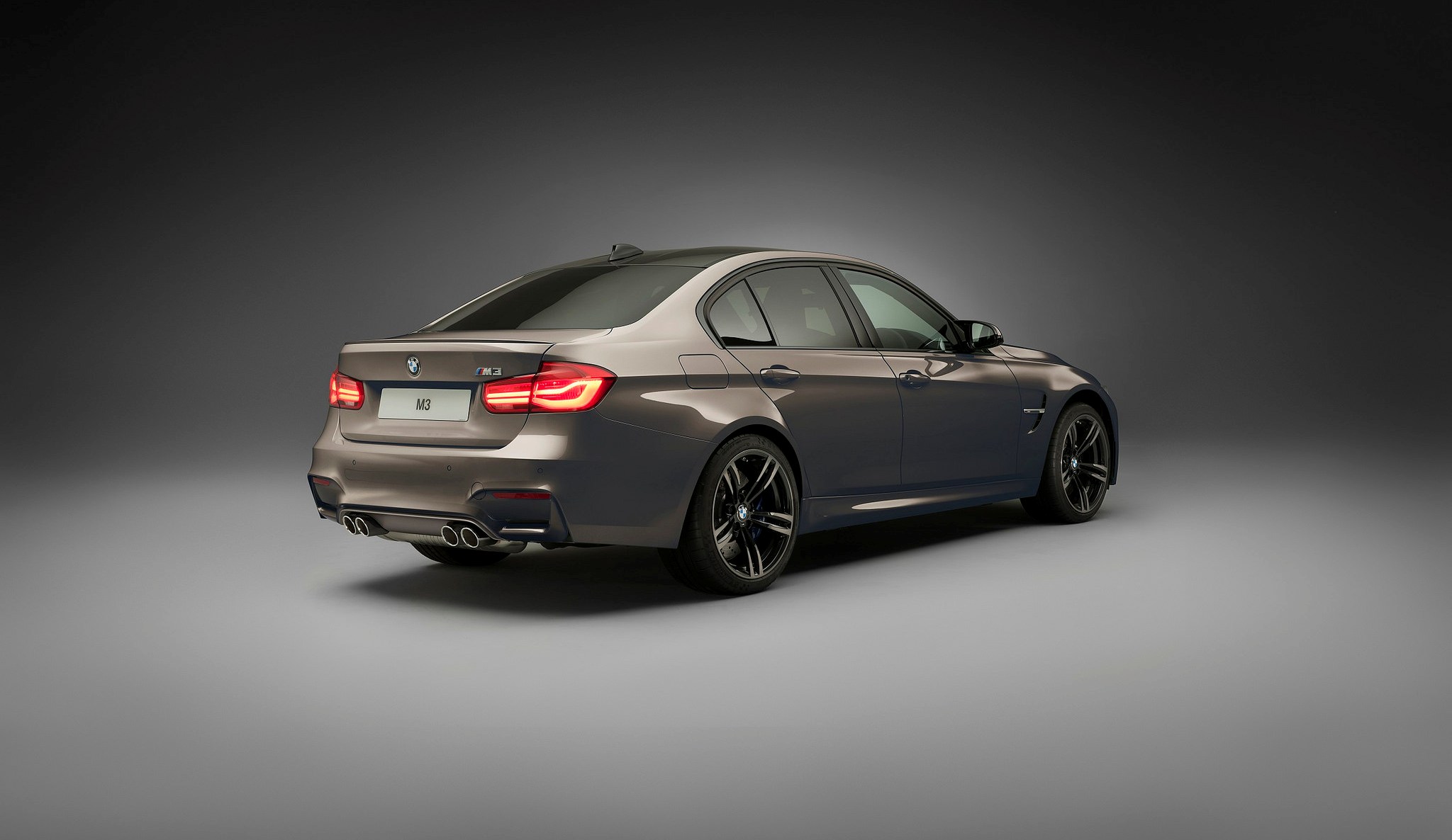 BMW APRESENTA LINHA INDIVIDUAL DE CORES EXTERNAS EXCLUSIVAS PARA O M3 SEDAN, foto 25