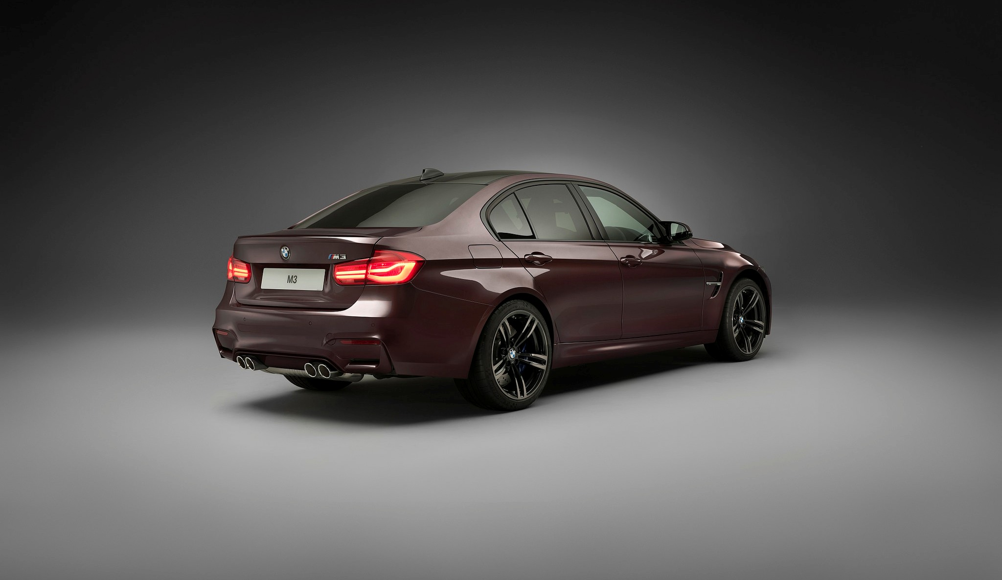 BMW APRESENTA LINHA INDIVIDUAL DE CORES EXTERNAS EXCLUSIVAS PARA O M3 SEDAN, foto 30