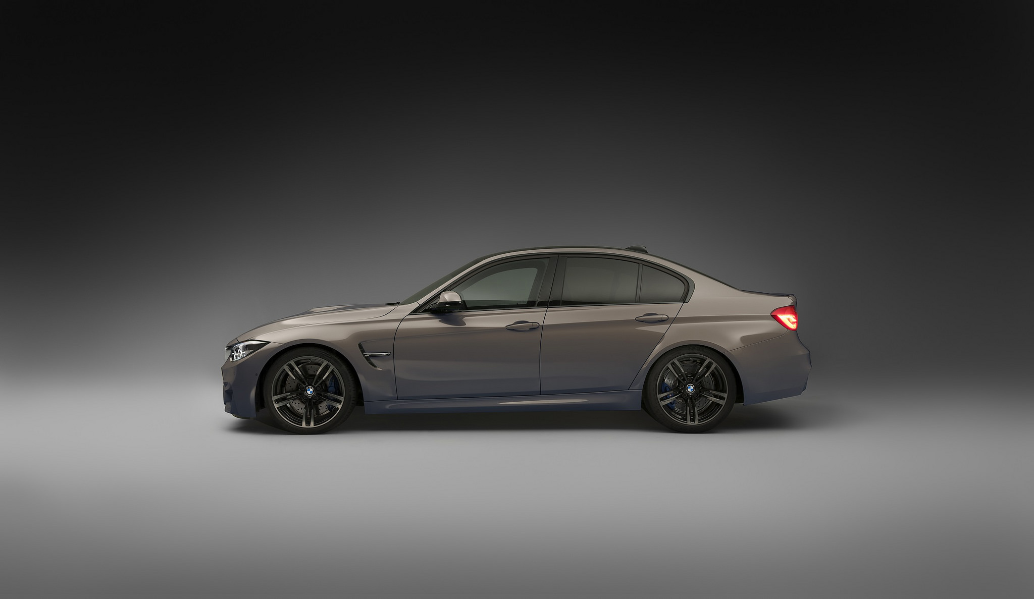 BMW APRESENTA LINHA INDIVIDUAL DE CORES EXTERNAS EXCLUSIVAS PARA O M3 SEDAN, foto 35