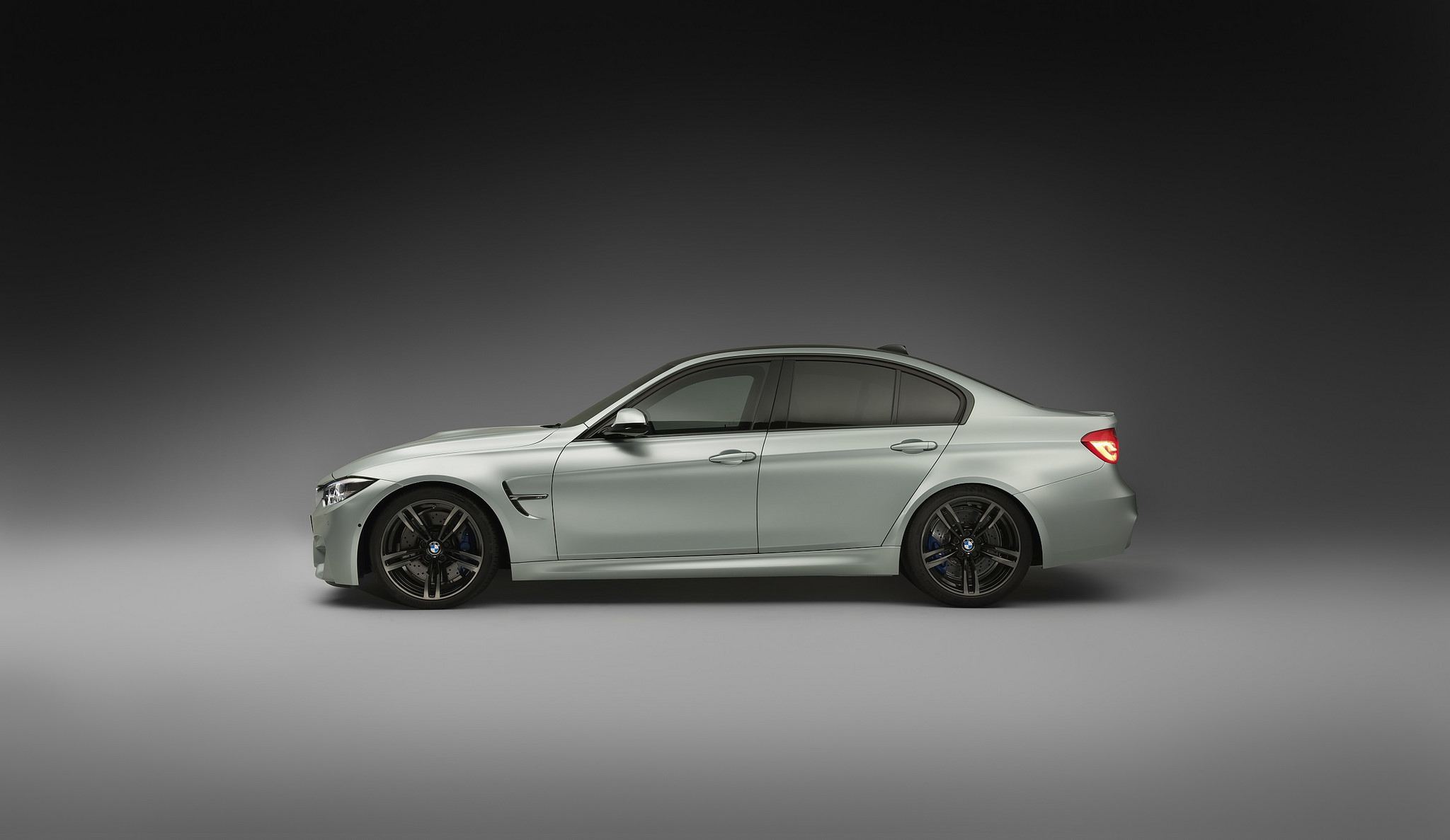 BMW APRESENTA LINHA INDIVIDUAL DE CORES EXTERNAS EXCLUSIVAS PARA O M3 SEDAN, foto 36