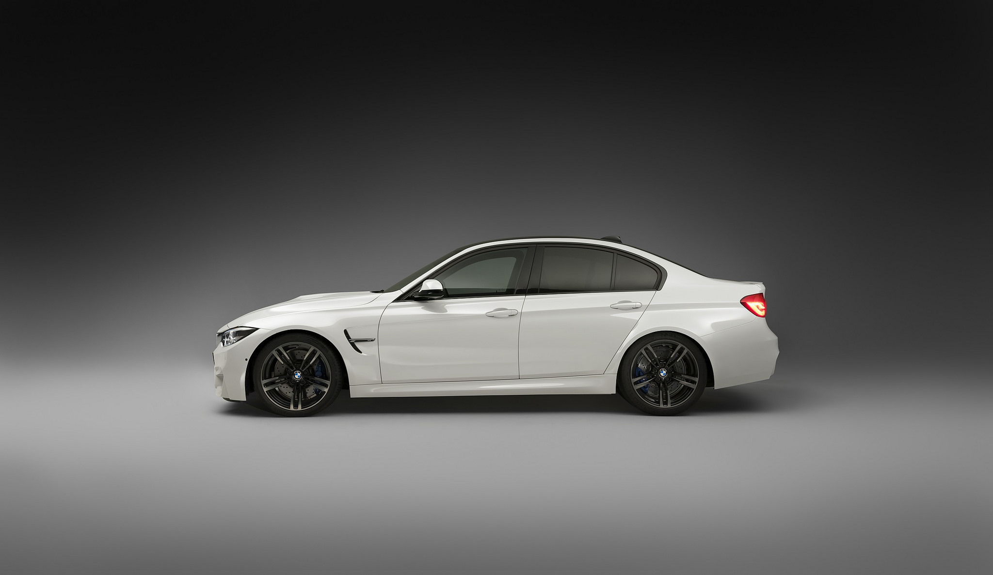 BMW APRESENTA LINHA INDIVIDUAL DE CORES EXTERNAS EXCLUSIVAS PARA O M3 SEDAN, foto 38