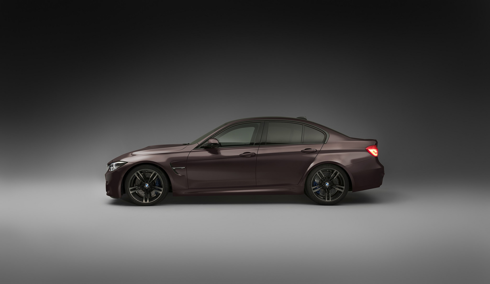 BMW APRESENTA LINHA INDIVIDUAL DE CORES EXTERNAS EXCLUSIVAS PARA O M3 SEDAN, foto 39