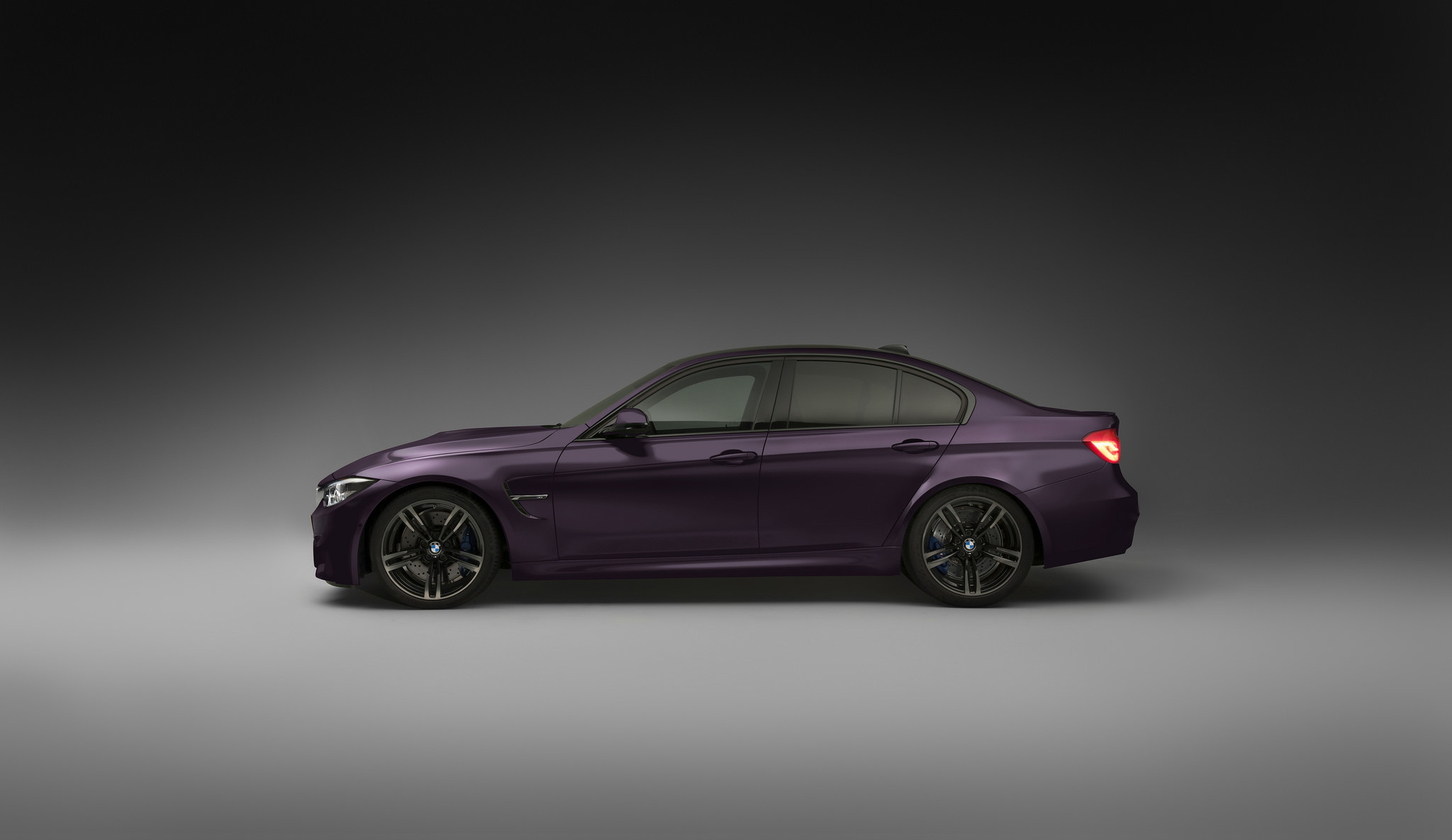 BMW APRESENTA LINHA INDIVIDUAL DE CORES EXTERNAS EXCLUSIVAS PARA O M3 SEDAN, foto 40