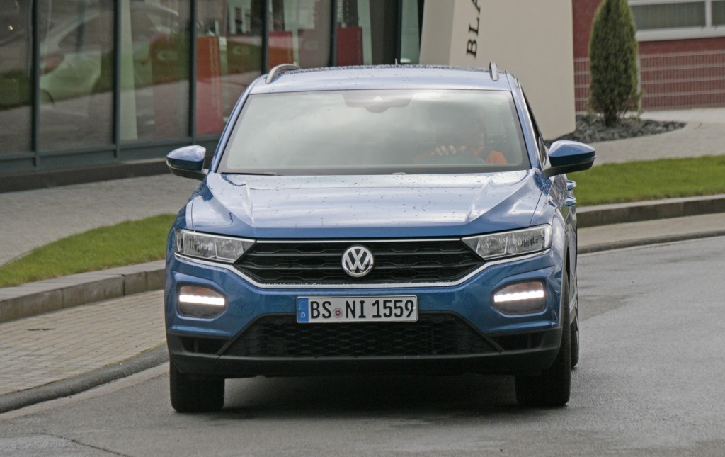VOLKSWAGEN ESTÁ TESTANDO UM T-ROC COM O MOTOR DO GOLF R, foto 1