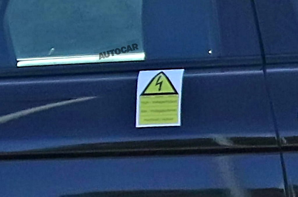 RANGE ROVER EVOQUE TERÁ VERSÃO HÍBRIDA COM MOTOR DE 3 CILINDROS A GASOLINA, foto 4
