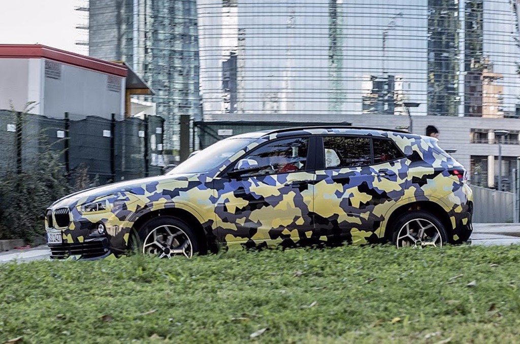 BMW X2 MOSTRA NOVA CAMUFLAGEM NA SEMANA DA MODA DE MILÃO, foto 4