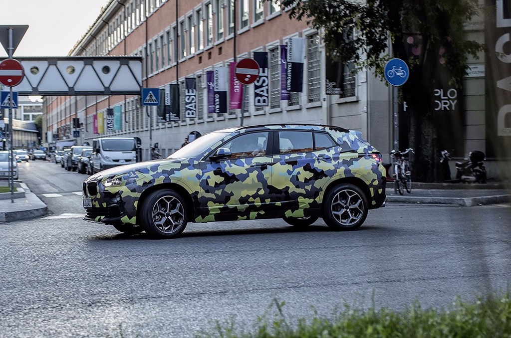 BMW X2 MOSTRA NOVA CAMUFLAGEM NA SEMANA DA MODA DE MILÃO, foto 5