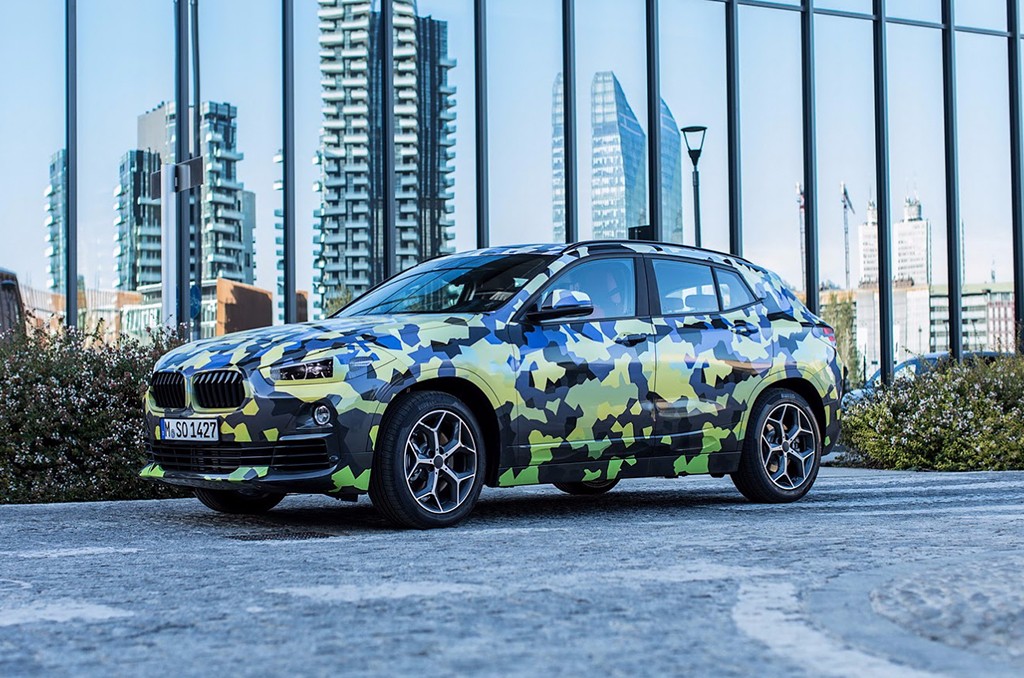 BMW X2 MOSTRA NOVA CAMUFLAGEM NA SEMANA DA MODA DE MILÃO, foto 13