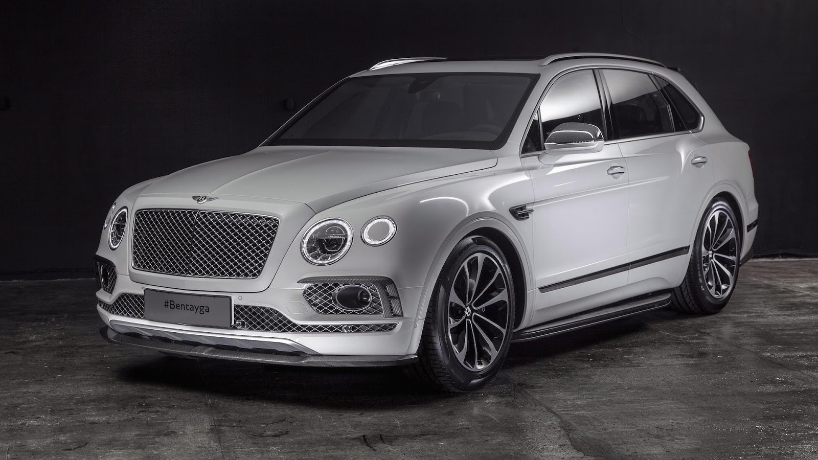 CARBON PRO REVELA SEU PROGRAMA PARA O BENTLEY BENTAYGA, foto 1