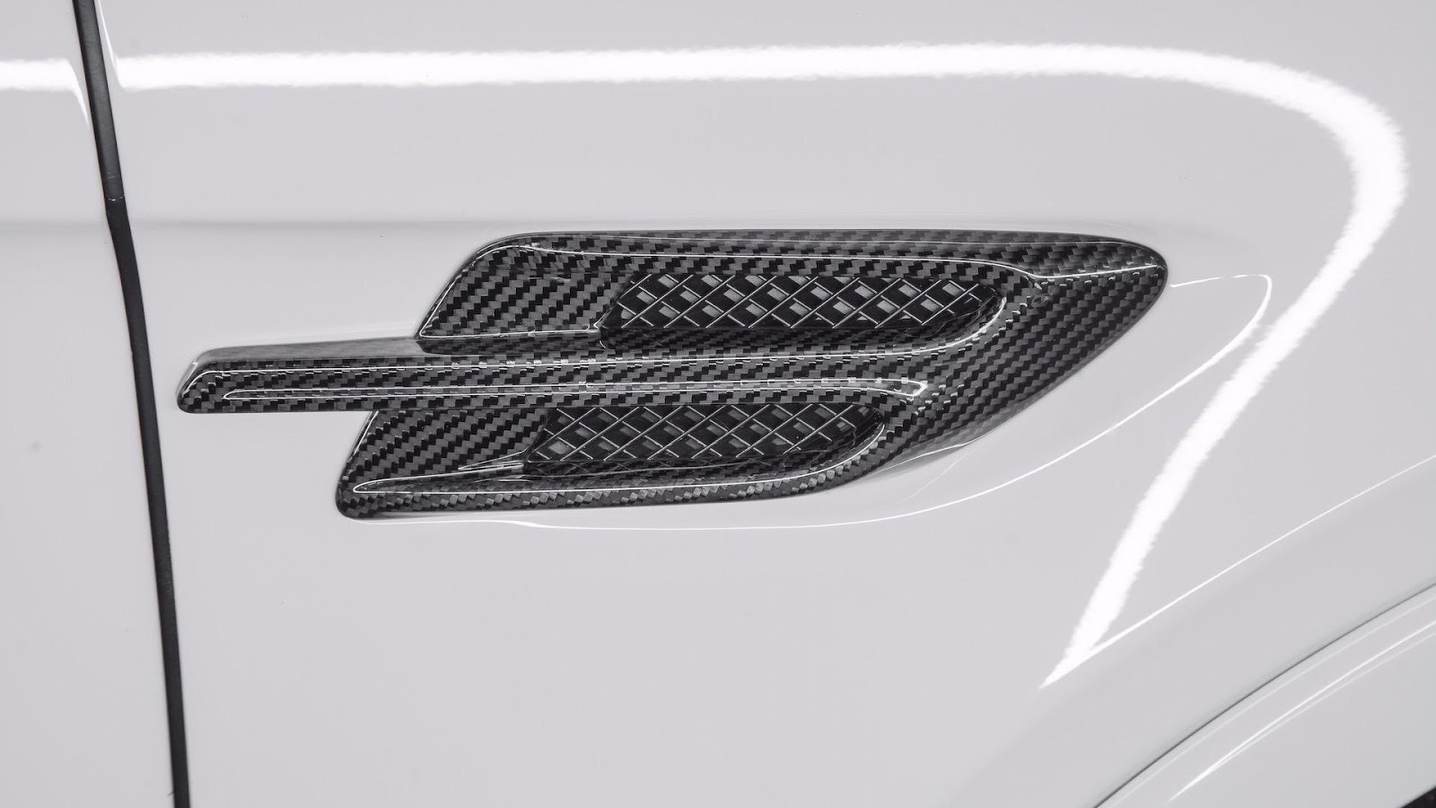 CARBON PRO REVELA SEU PROGRAMA PARA O BENTLEY BENTAYGA, foto 9