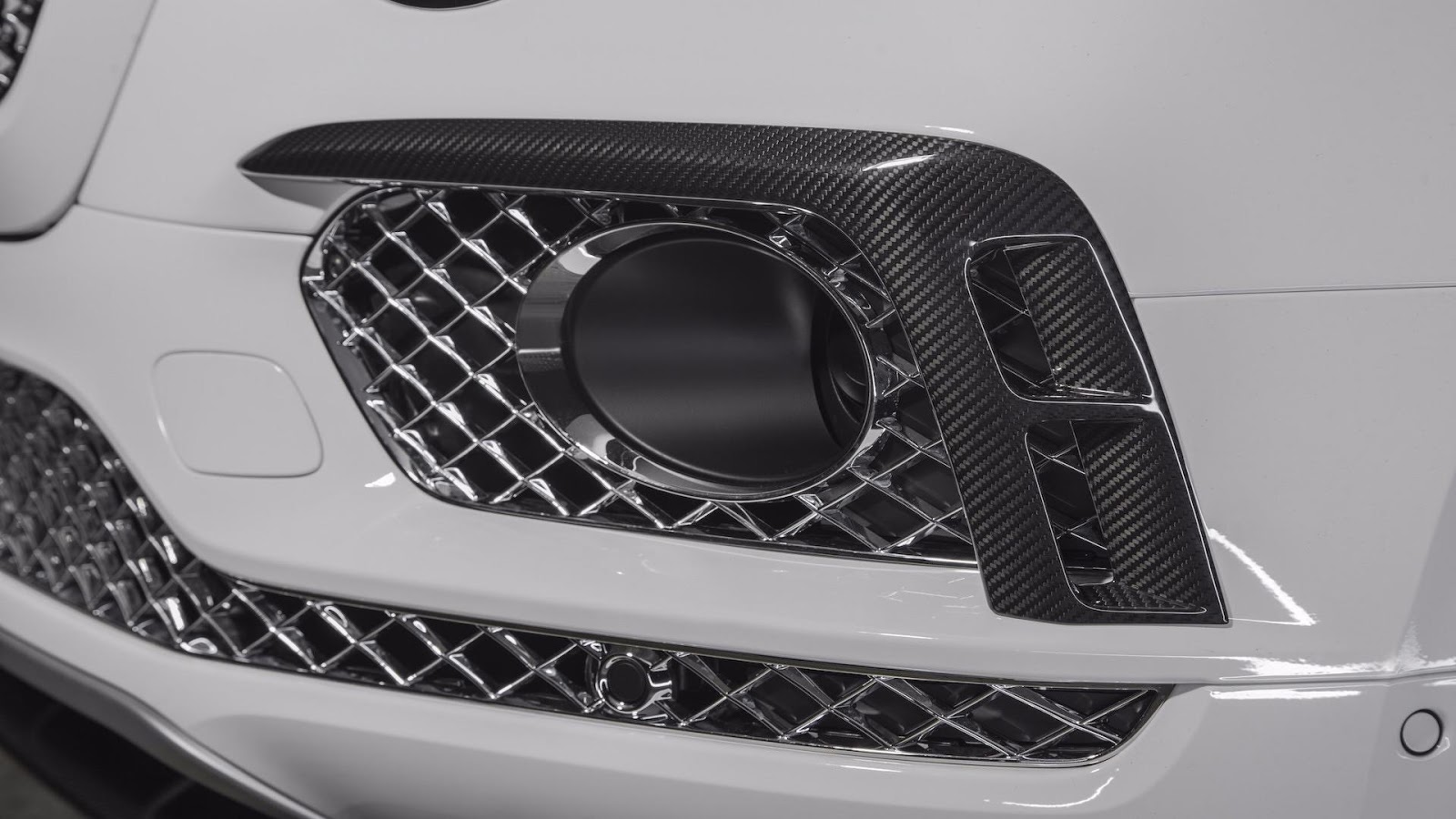 CARBON PRO REVELA SEU PROGRAMA PARA O BENTLEY BENTAYGA, foto 15