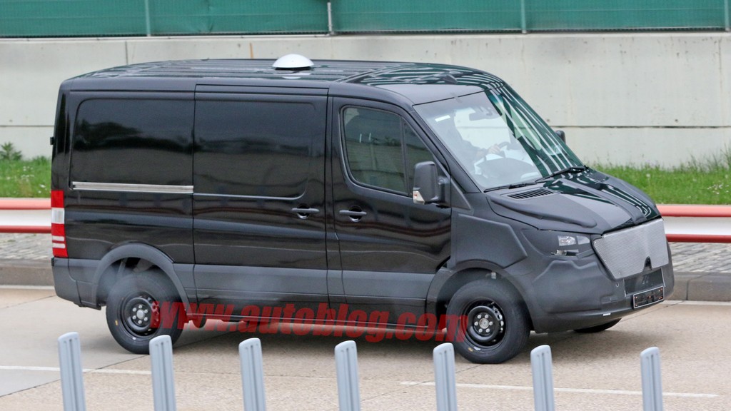 SURGE O PRIMEIRO ESBOÇO OFICIAL DO MERCEDES-BENZ SPRINTER 2018, foto 4