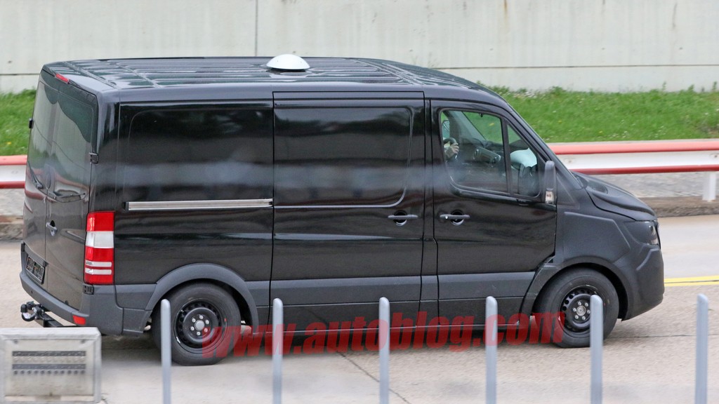 SURGE O PRIMEIRO ESBOÇO OFICIAL DO MERCEDES-BENZ SPRINTER 2018, foto 6