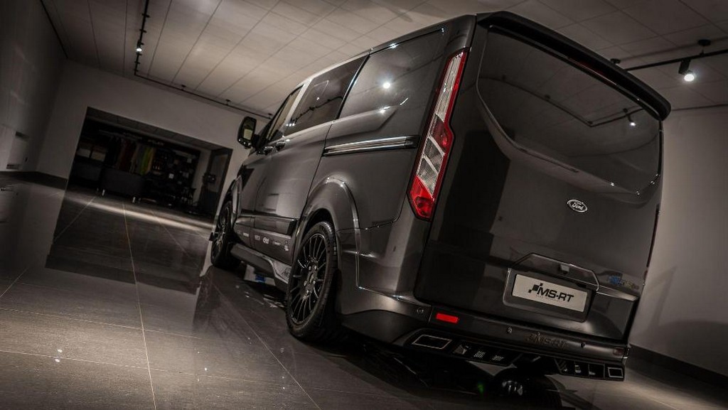 FORD TRANSIT R-SPEC CUSTOM BY MS-RT: UM FURGÃO COM ARES DE COMPETIÇÃO, foto 5