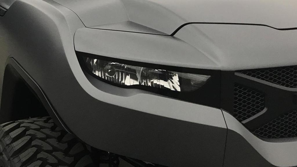 REZVANI TANK: O TODO-TERRENO RADICAL TERÁ 507 CV, foto 2
