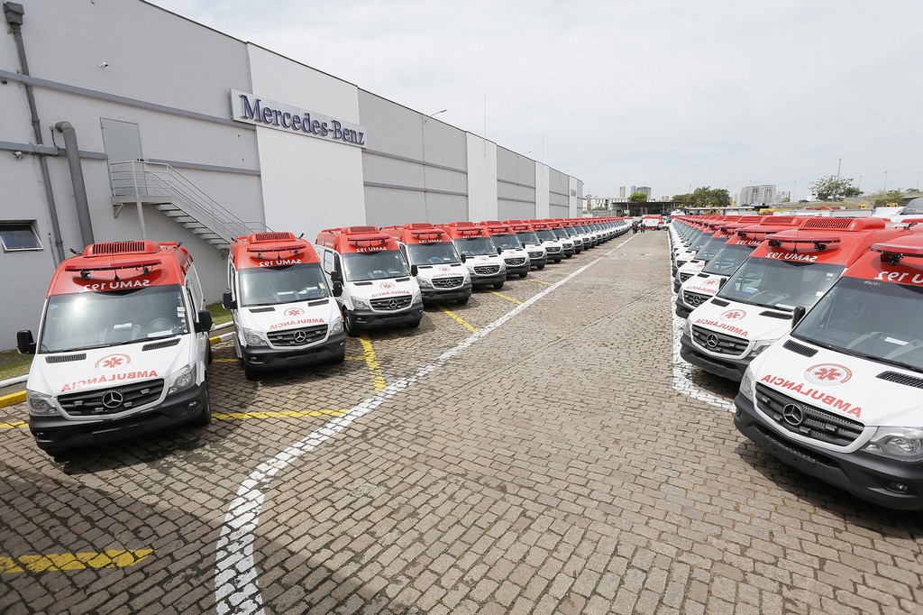 MERCEDES-BENZ ENTREGA MAIS DE 200 AMBULÂNCIAS SPRINTER PARA O SAMU, foto 2