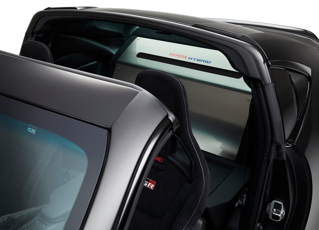 TOYOTA GR HV SPORTS CONCEPT: UM ESPORTIVO HÍBRIDO TARGA DE INSPIRAÇÃO ‘RACING’, foto 11