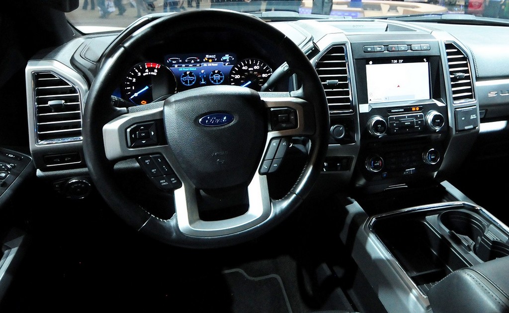 SUCESSO NOS ESTADOS UNIDOS, O F-450 SUPER DUTY É ATRAÇÃO DA FORD NA FENATRAN E MOSTRA O POTENCIAL DA SÉRIE F NO SEGMENTO DE LEVES, foto 2