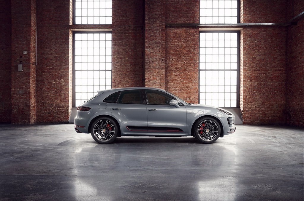PORSCHE MACAN TURBO EXCLUSIVE PERFORMANCE EDITION: MAIS REQUINTE PARA O SUV ALEMÃO, foto 3