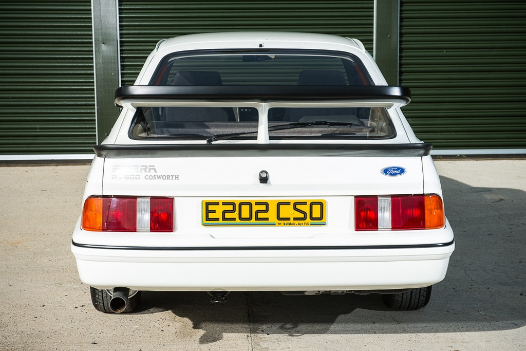 UM RARO FORD SIERRA COSWORTH RS500 DE 1988 SERÁ LEILOADO NO REINO UNIDO, foto 4