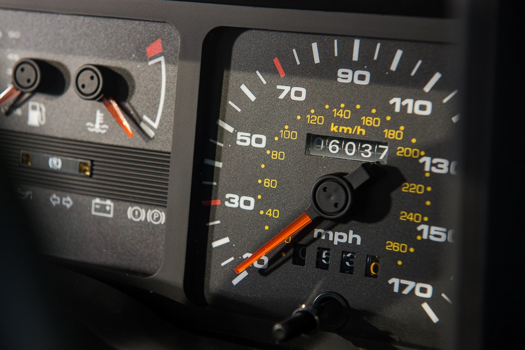 UM RARO FORD SIERRA COSWORTH RS500 DE 1988 SERÁ LEILOADO NO REINO UNIDO, foto 10