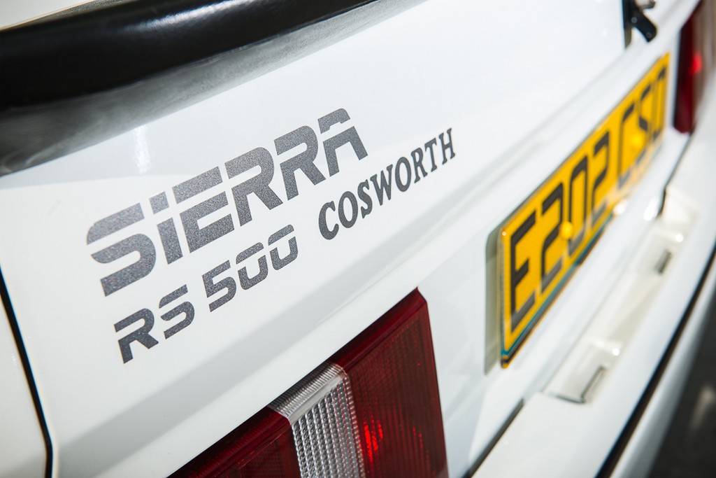 UM RARO FORD SIERRA COSWORTH RS500 DE 1988 SERÁ LEILOADO NO REINO UNIDO, foto 18