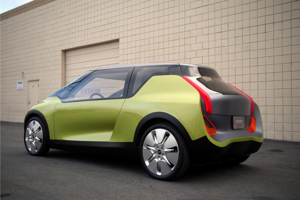 MINI DEEP ORANGE 7: 18 ESTUDANTES IMAGINAM COMO PODERIA SER O CARRO BRITÂNICO EM 2025, foto 2